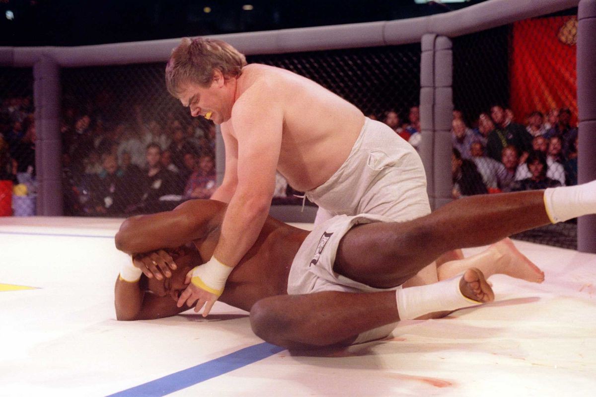 Vì sao Brazillian Jiu-jitsu không còn thống trị MMA? - Ảnh 4. Vì sao Brazillian Jiu-jitsu không còn thống trị MMA? - Ảnh 4.