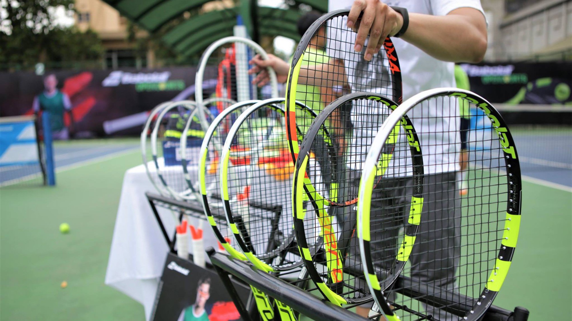 Giải Babolat Open Courts Hà Nội 2018: Ngày hội làng banh nỉ với trai đẹp, dị nhân và công nghệ