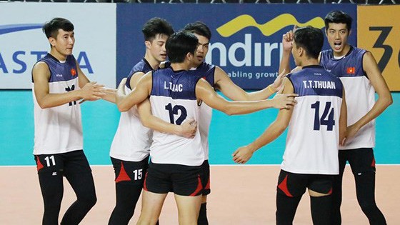 Đánh bại Trung Quốc, bóng chuyền nam Việt Nam tạo “địa chấn” châu Á ở ASIAD 2018