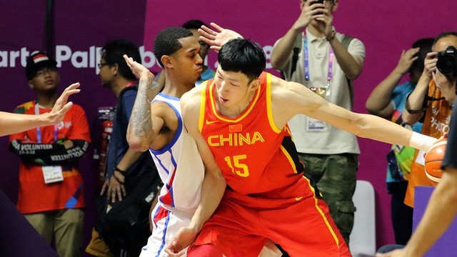 Người Trung Quốc nói gì sau "cơn điên" của Jordan Clarkson?