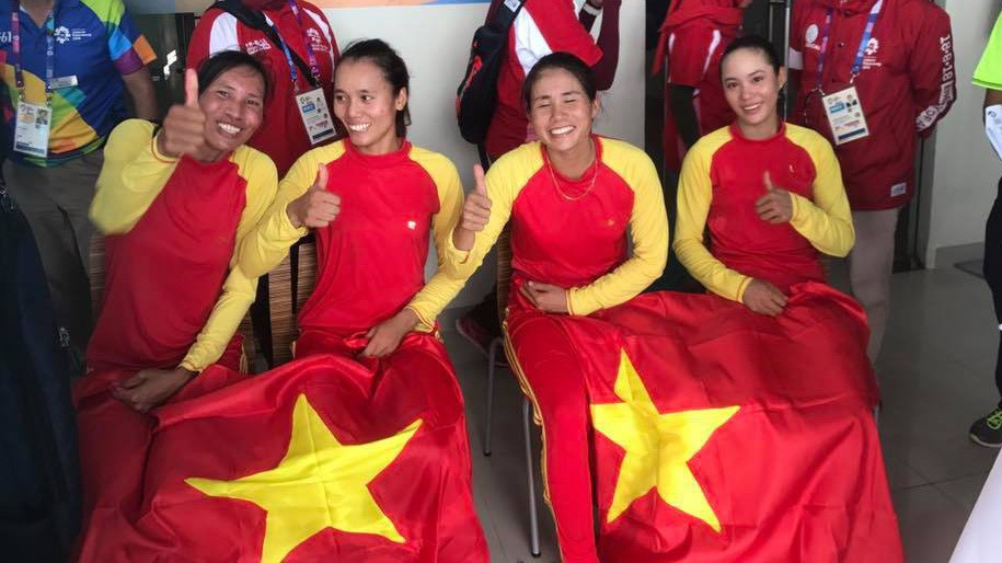 Các cô gái rowing giành HCV ASIAD: Chèo chính mới sinh con 4 tháng