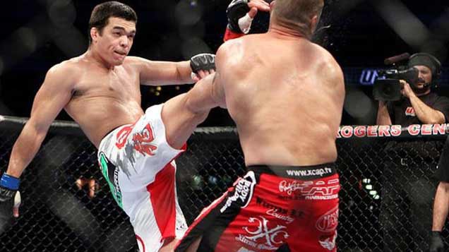Top 10 tình huống điên khùng nhất trên sàn MMA (Phần 1)