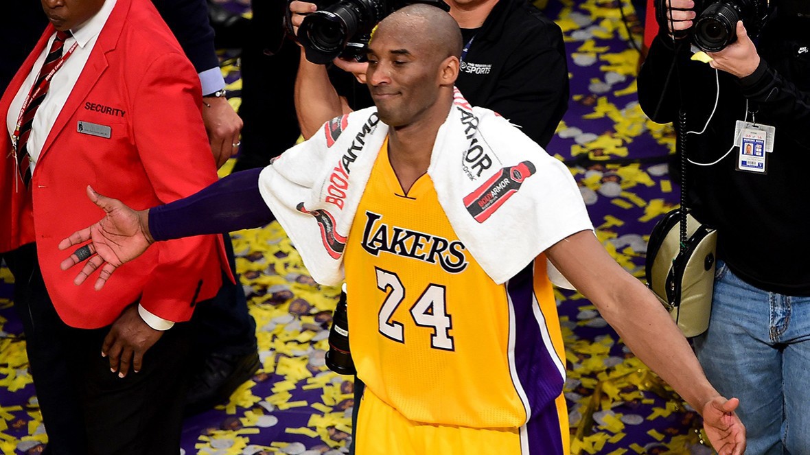 Cạn lời với món quà sinh nhật "kịch độc" mà vợ đã tặng cho Kobe Bryant