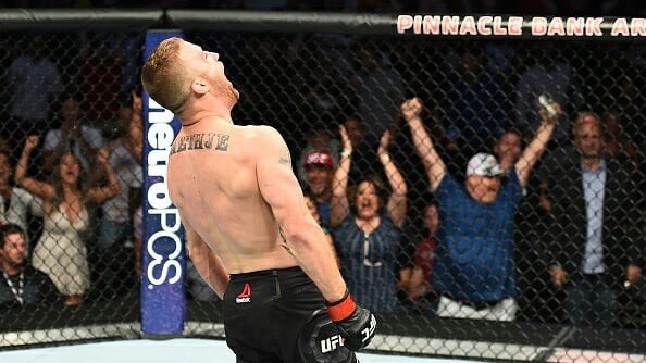 UFC Fight Night 135: Justin Gaethje mất chưa đầy phút rưỡi để hạ James Vick