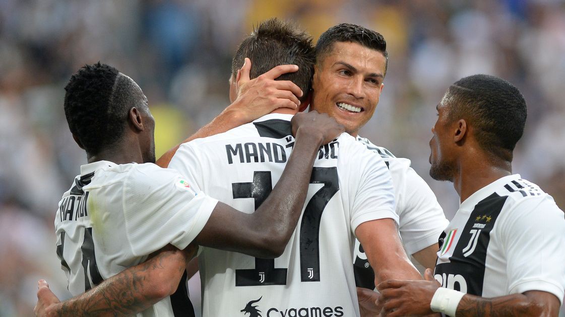 Ronaldo ghi bàn hụt và 5 điểm nhấn thú vị từ trận Juventus - Lazio