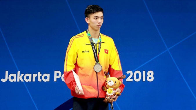 Chuyện khó tin về kỷ lục gia mới của làng bơi lội Việt Nam Nguyễn Huy Hoàng
