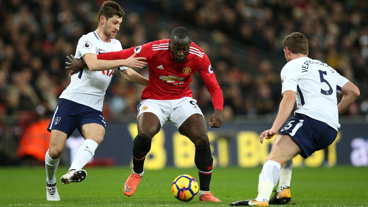 Nhận định tỷ lệ cược kèo bóng đá tài xỉu trận Man Utd vs Tottenham