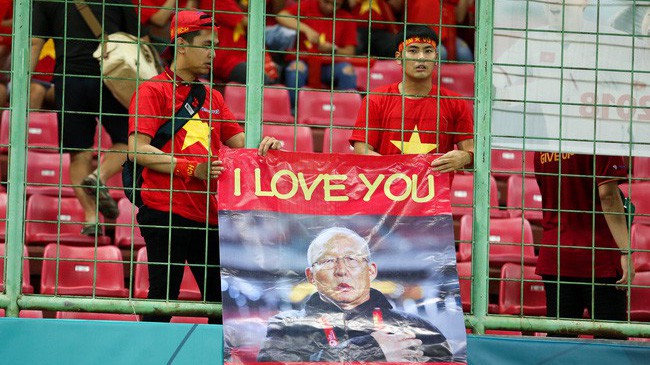 Olympic Việt Nam đá bán kết, hãng hàng không tăng chuyến bay đến Indonesia