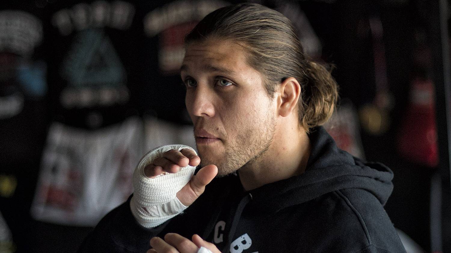 Brian Ortega lo lắng cho tình trạng sức khỏe của Max Holloway