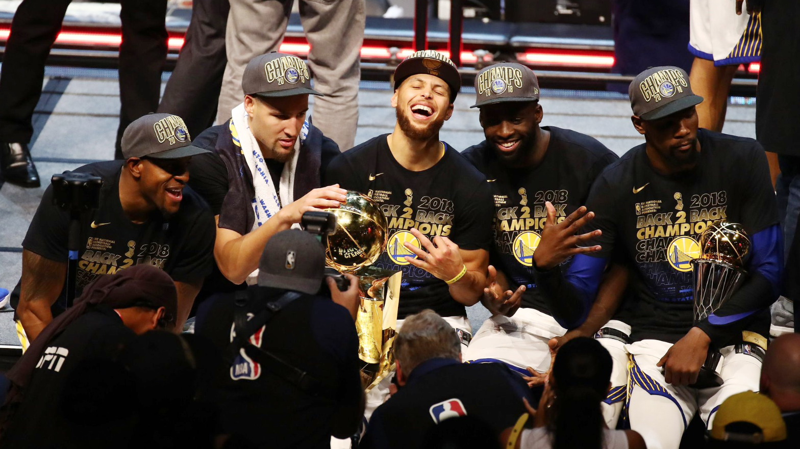 Vô địch như chẻ tre, nhưng HLV Steve Kerr vẫn sẽ thay đổi Golden State Warriors ở mùa giải tới