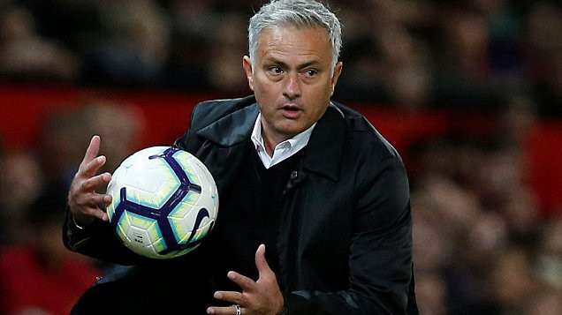 Jose Mourinho có thể bị sa thải cuối tuần này nhưng ai quyết định số phận của Mou tại Man Utd?