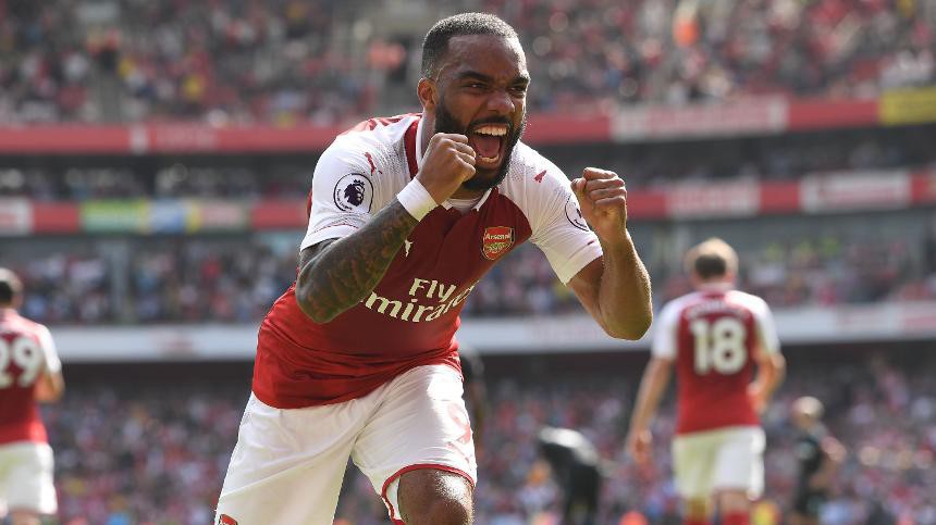 Không được đá chính, hợp đồng kỷ lục Lacazette sẽ đào tẩu khỏi Arsenal ngay trong tháng này