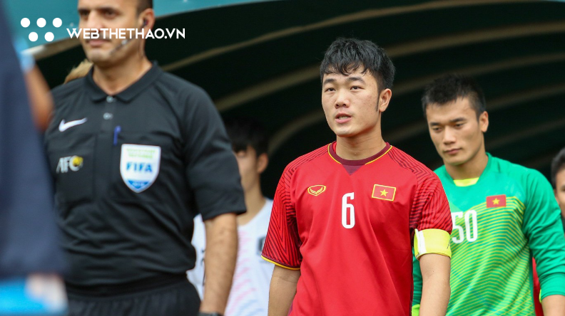 Cú xỏ háng của Hwang Hee Chan và cái lưng gù của Xuân Trường