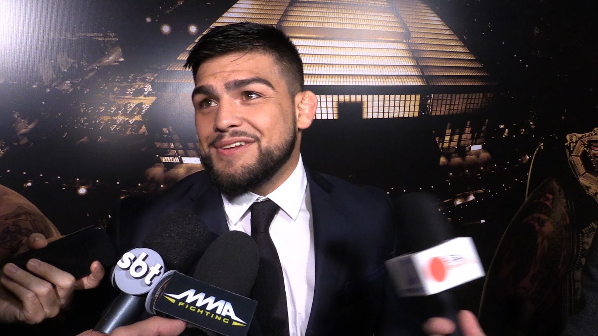 Kelvin Gastelum: Conor McGregor sẽ khó lòng vượt qua sức mạnh của Khabib