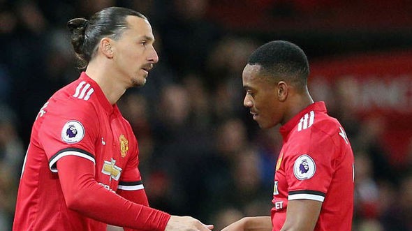 Chuyển nhượng Man Utd: Martial có thể ra đi phút cuối, Mourinho đón học trò cũ trở lại?