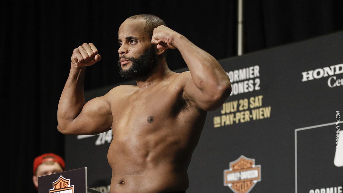 Nếu không thể đấu Brock Lesnar, Stipe Miocic sẽ là lựa chọn của Daniel Cormier