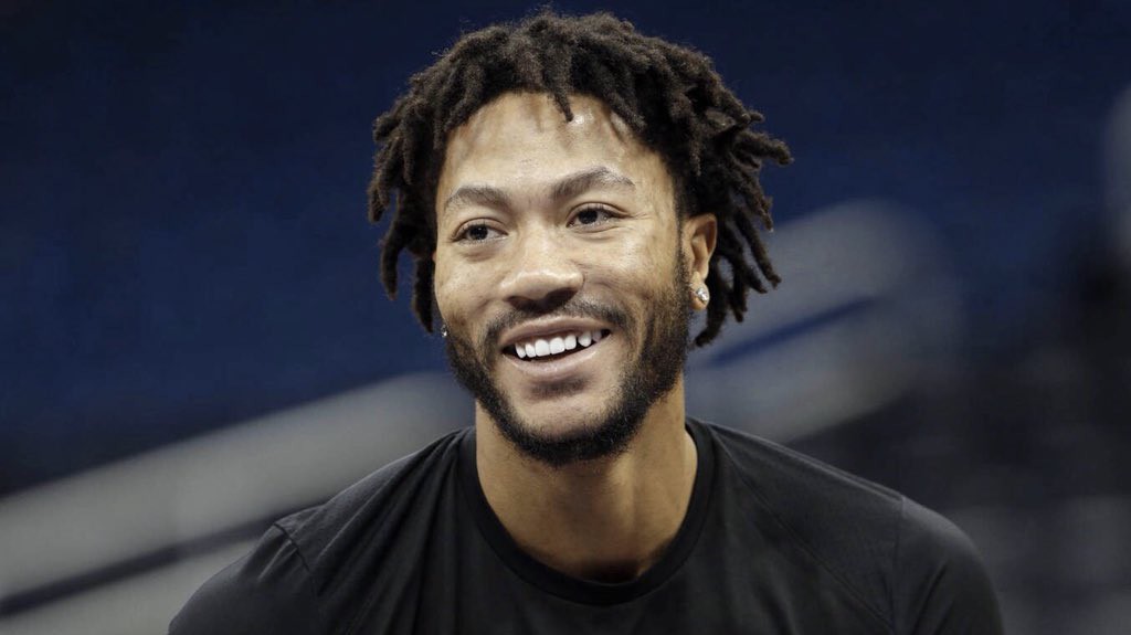 Đáp lại tình yêu của người hâm mộ, Derrick Rose đến tận nhà để tặng giày cho một fan Trung Quốc may mắn