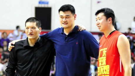 Nghe 2 cựu sao NBA lí giải sự đi xuống của bóng rổ Trung Quốc