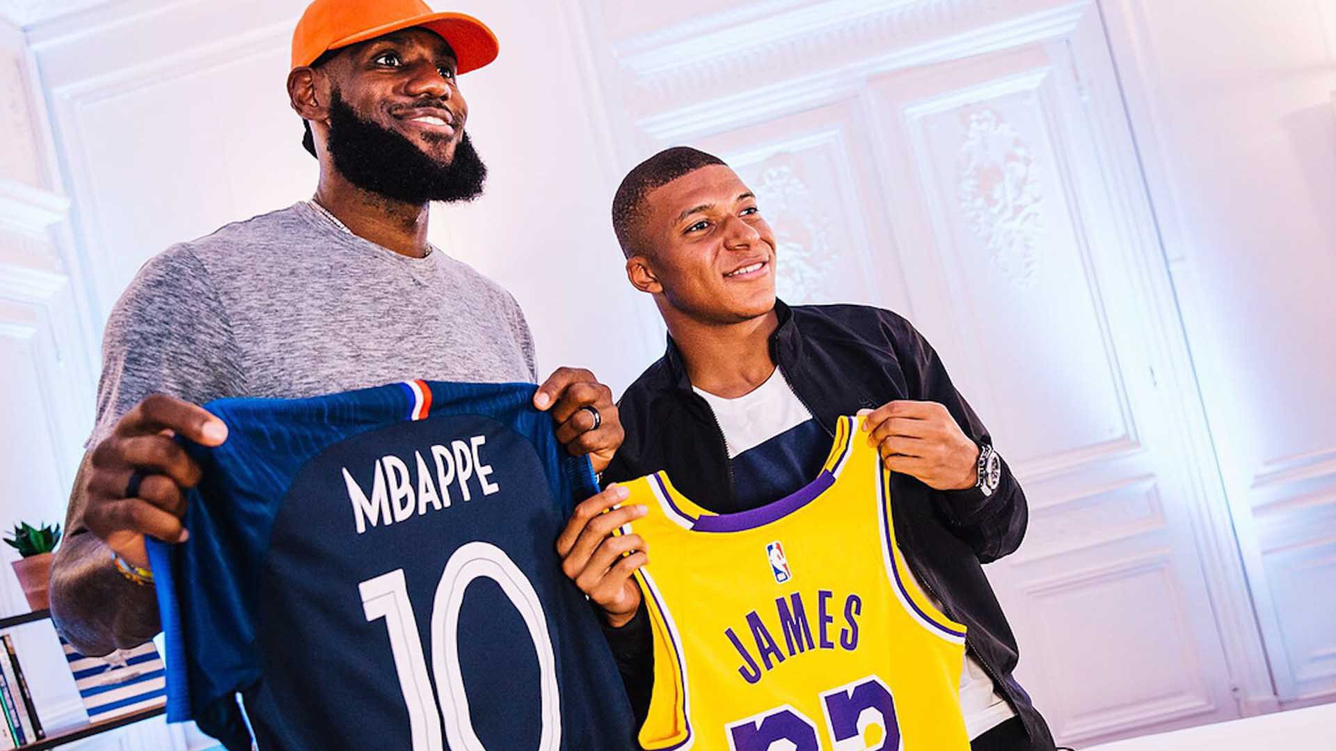 LeBron James đến Paris gặp Kylian Mbappe và Neymar: Hai hoàng tử bóng đá diện kiến nhà vua NBA