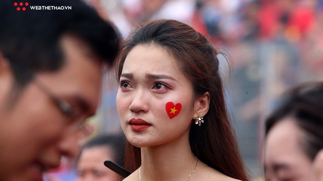 Chùm ảnh: Lệ tuôn rơi vì Olympic Việt Nam