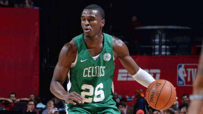 Tài năng trẻ Boston Celtics vướng vòng lao lý trước mùa giải mới