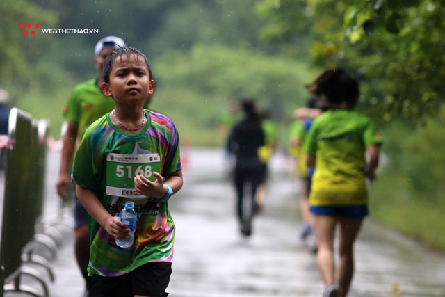 Trang An Marathon 2018: Những bước chân tí hon giữa thánh địa của Tướng Cờ Lau - Ảnh 8. Trang An Marathon 2018: Những bước chân tí hon giữa thánh địa của Tướng Cờ Lau - Ảnh 8.