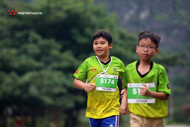 Trang An Marathon 2018: Những bước chân tí hon giữa thánh địa của Tướng Cờ Lau - Ảnh 14. Trang An Marathon 2018: Những bước chân tí hon giữa thánh địa của Tướng Cờ Lau - Ảnh 14.