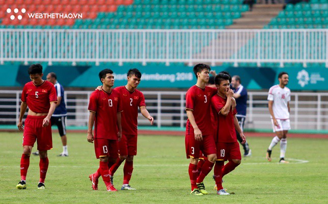 Tuyển thủ Olympic Việt Nam tặng 250 triệu đồng từ ca sĩ Ngọc Sơn cho đội nữ - Ảnh 2. Tuyển thủ Olympic Việt Nam tặng 250 triệu đồng từ ca sĩ Ngọc Sơn cho đội nữ - Ảnh 2.