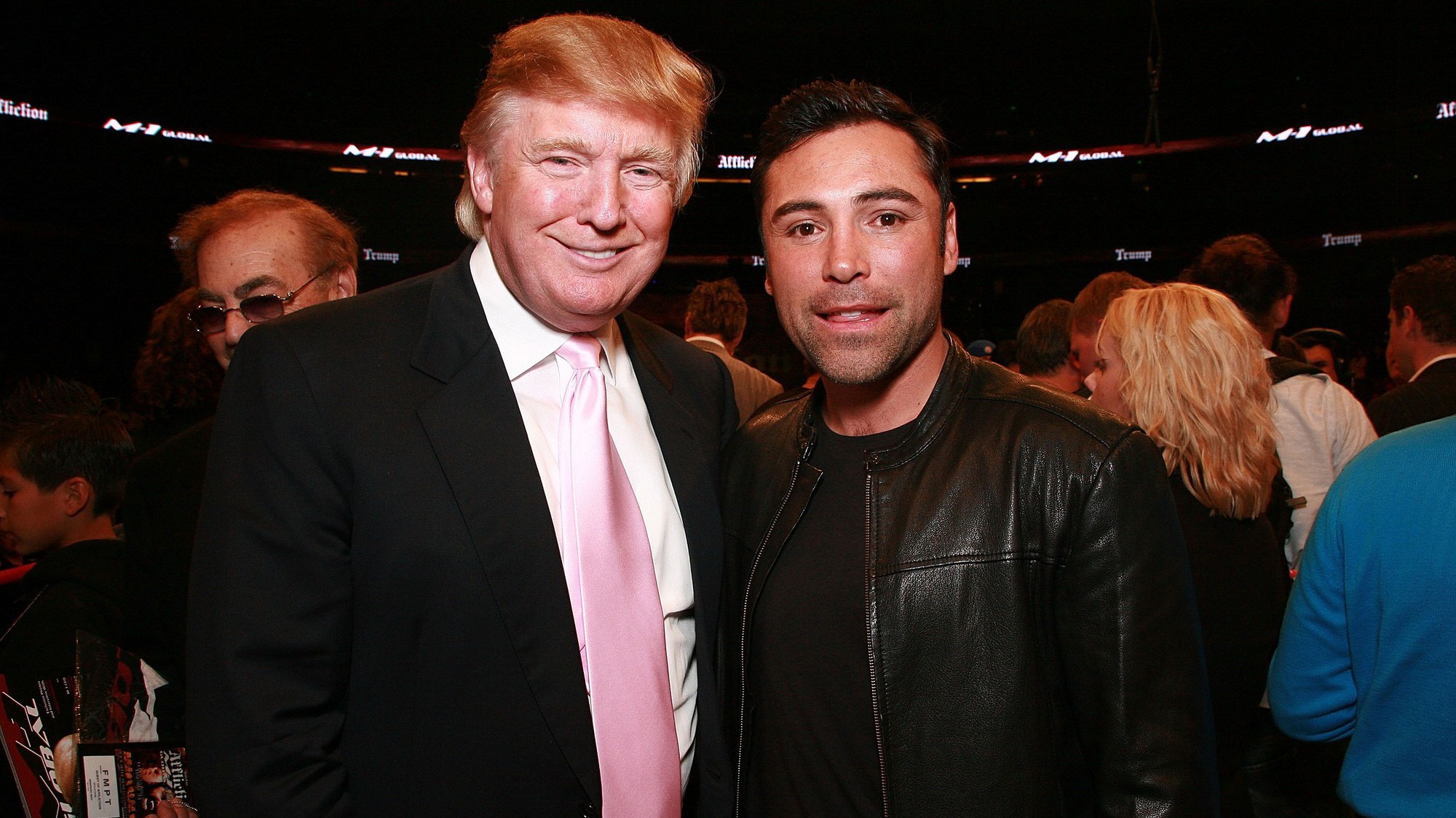 De La Hoya tự so sánh mình với ông Donald Trump và... tranh cử tổng thống Mỹ