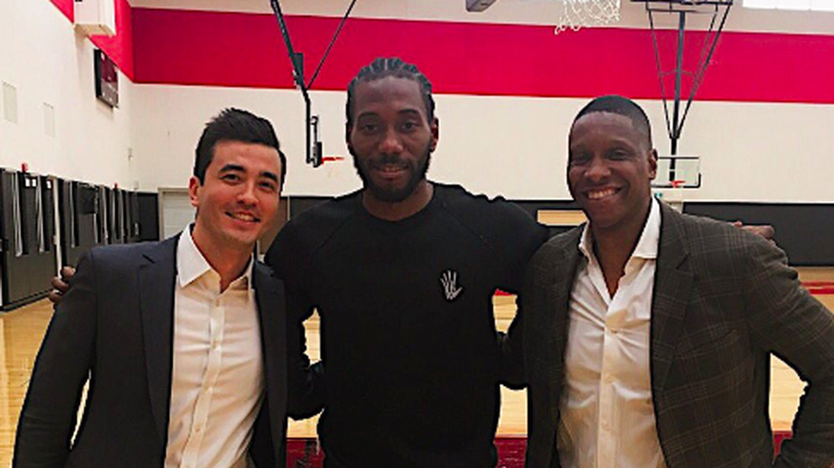Siêu sao Kawhi Leonard đã mua nhà tại Toronto