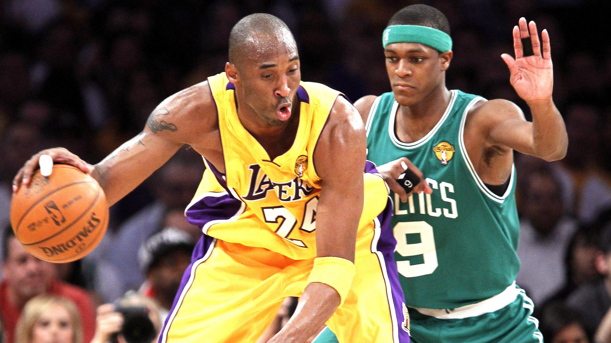 Giám đốc LA Lakers khẳng định Rajon Rondo đã đạt tầm của Kobe Bryant