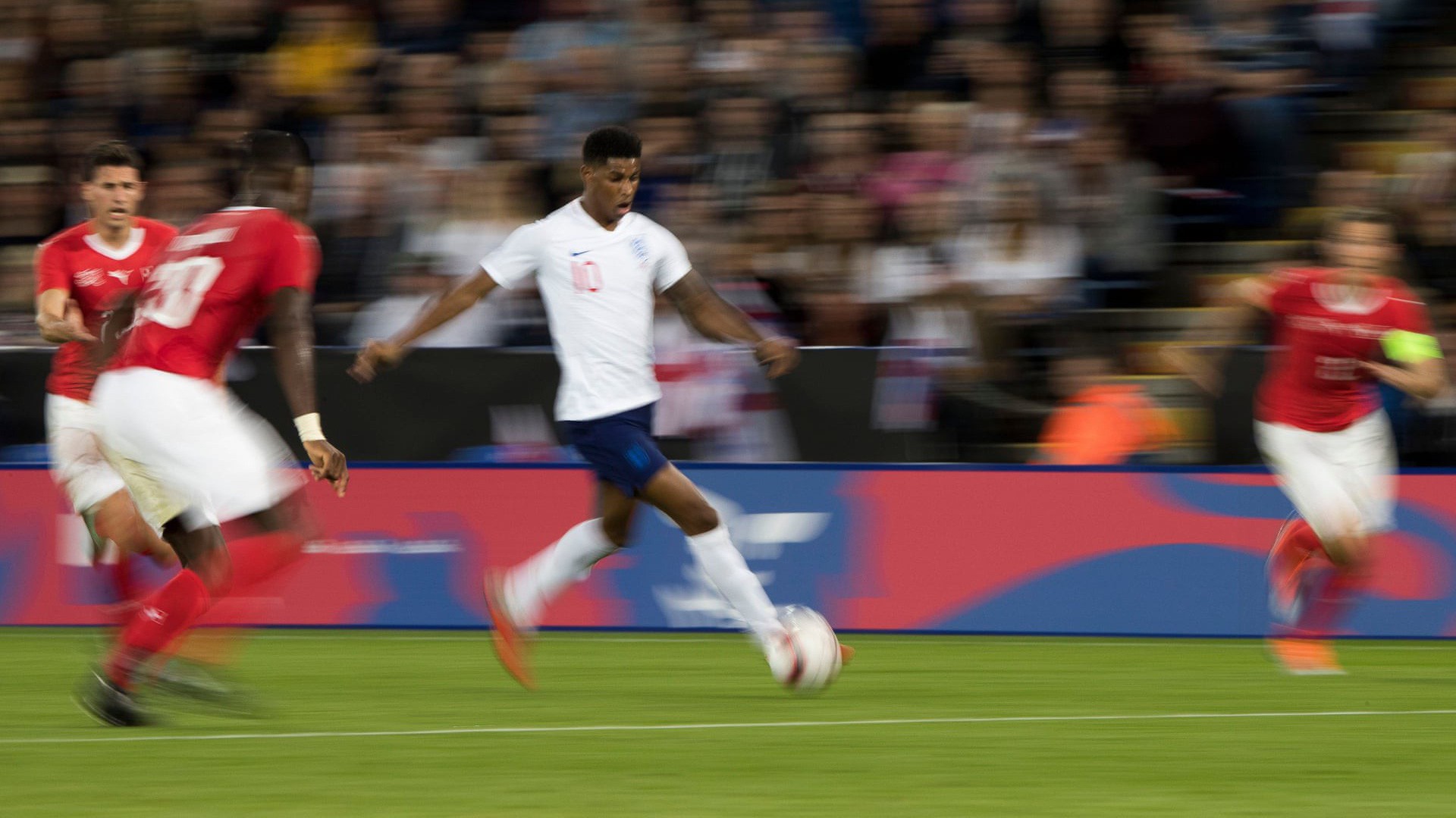Bùng nổ ở tuyển Anh, Rashford sẽ là "quân bài tẩy" của Man Utd ở Champions League?