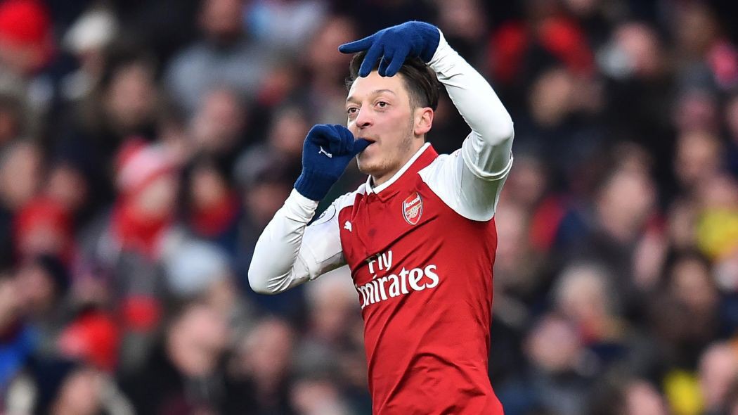 Mesut Ozil sẽ bùng nổ với cái duyên trước đối thủ ưa thích Newcastle?