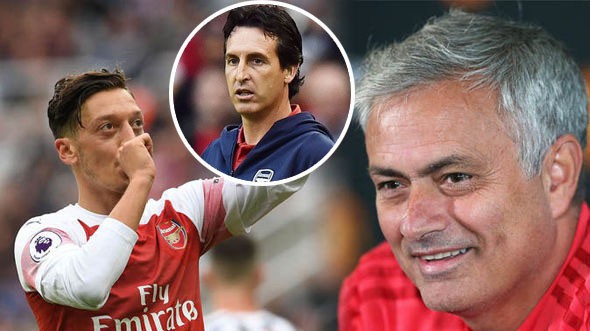 Ozil hé lộ quan hệ với Emery, HLV Mourinho bất ngờ nhảy vào cuộc