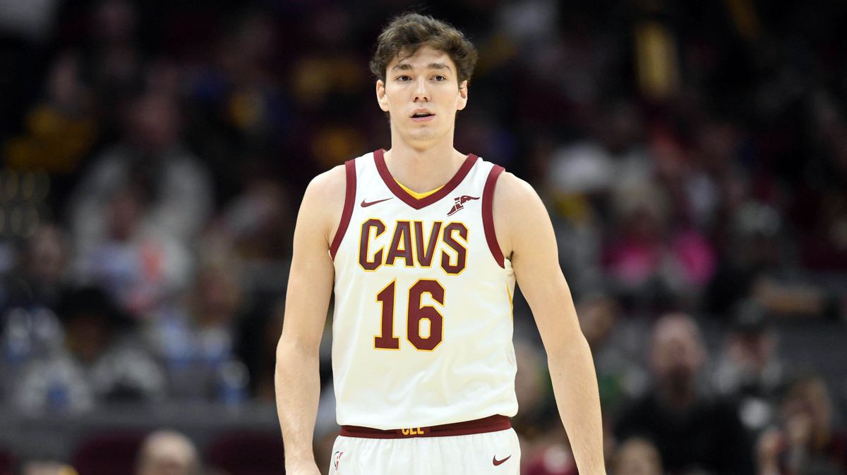 Tài năng trẻ Cedi Osman cho thấy không phải Kevin Love mà anh mới là ngôi sao tương lai của Cleveland Cavaliers