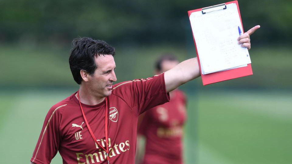 Hai thay đổi “độc đáo” của HLV Emery giúp Arsenal bùng nổ chiến thắng