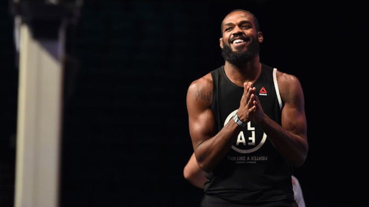 Jon Jones: Không nên coi thường khả năng vật Wrestling của Conor!