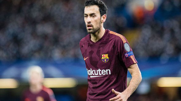 Barcelona trói chân tiền vệ trụ cột bằng hợp đồng hậu hĩnh