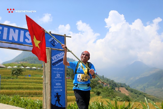 Những khoảnh khắc về đích ấn tượng của các ultra runner tại VMM 2018 - Ảnh 15.