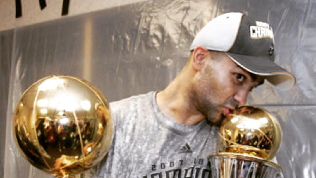 Michael Jordan chính là người khiến Tony Parker rời khỏi Spurs