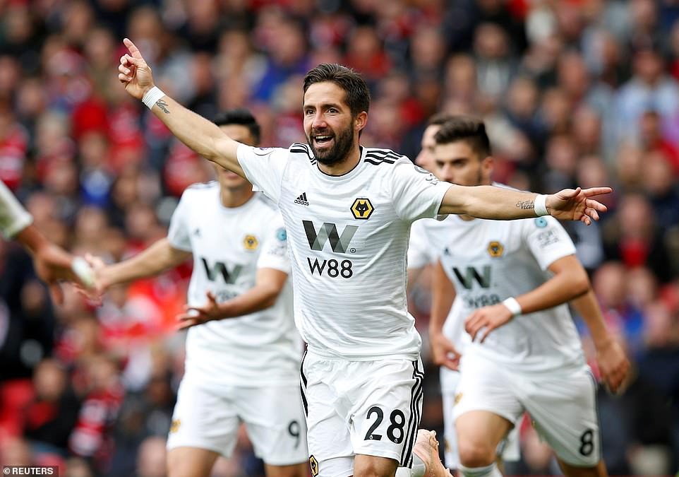 Man Utd sẽ trả thù Wolves bằng cách lôi kéo ngôi sao đồng hương vừa khiến Mourinho rơi 2 điểm? - Ảnh 5.