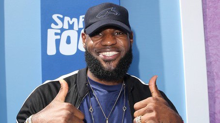Hãy vào xem cả gia đình LeBron James mang giày chất chơi như thế này đây