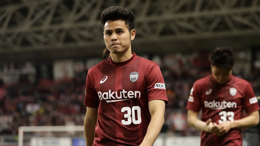Sao Thái Lan kể chuyện chân tê cứng và câu nói ấn tượng của Iniesta khi chơi tại J.League 1