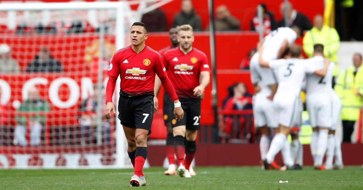 Mourinho sẽ học theo Wenger để giúp Alexis Sanchez hồi sinh? - Ảnh 2. Mourinho sẽ học theo Wenger để giúp Alexis Sanchez hồi sinh? - Ảnh 2.