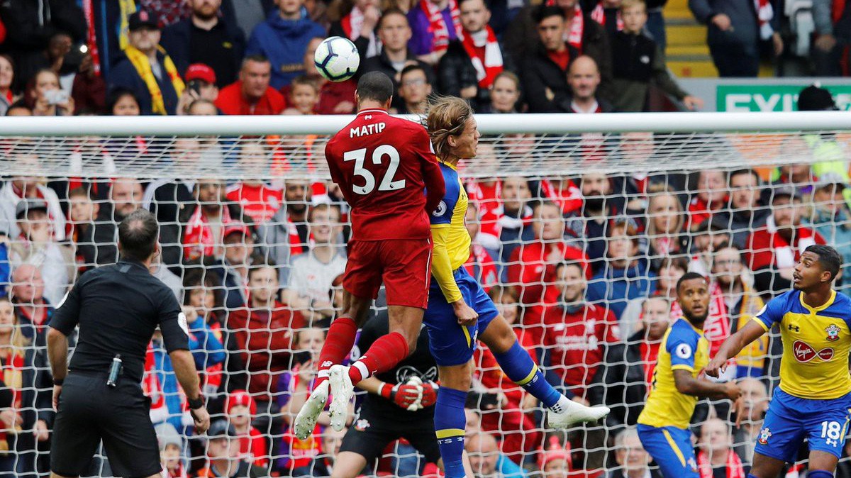 Liverpool nuôi sống tham vọng vô địch Ngoại hạng Anh nhờ bóng chết