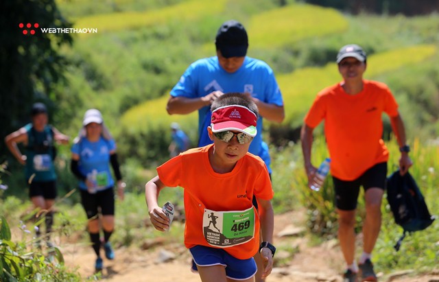 Ngả mũ trước những ultra runner nhí tại VMM 2018 - Ảnh 19. Ngả mũ trước những ultra runner nhí tại VMM 2018 - Ảnh 19.