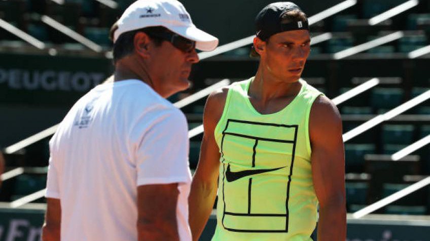 Ông chú Toni Nadal hé lộ thời điểm "Bò tót TBN" tái xuất