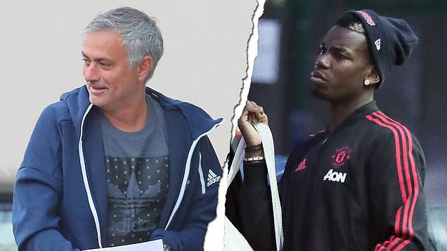 HLV Mourinho trừng phạt Pogba sau khi bị Phó chủ tịch Ed Woodward "nắn gân"