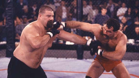Những đôi găng MMA đã phát triển như thế nào?