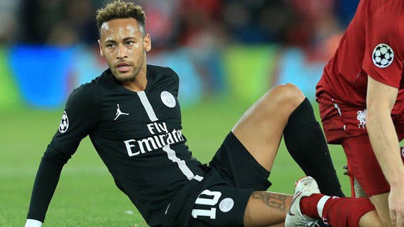 Eto'o: "Thái độ của Neymar như thế là không được"